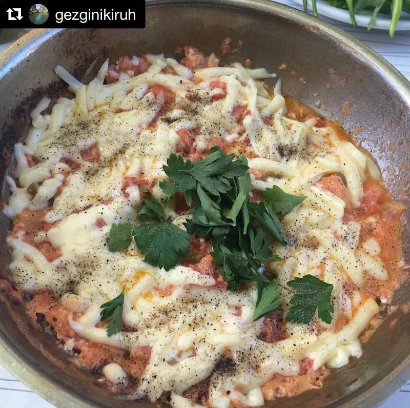 Meşhur Menemenci Akın & Kahvaltı