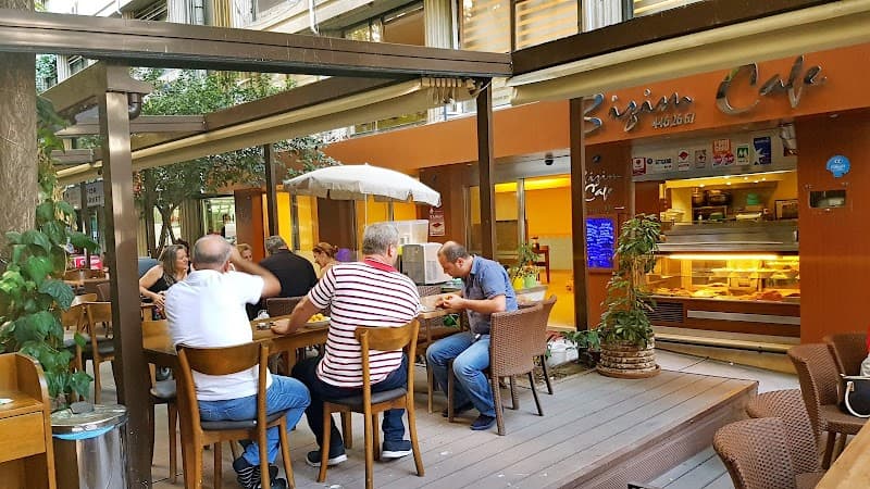 Bizim Cafe
