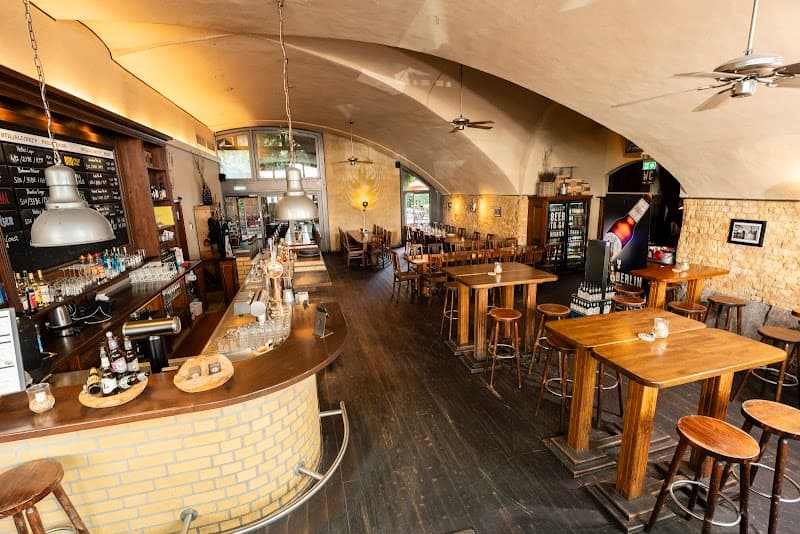 Das Lemke - Biergarten, Brauerei, deutsche Küche